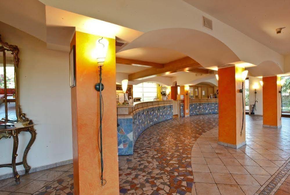 Grand Hotel Azzurra Club Lido Adriano Kültér fotó